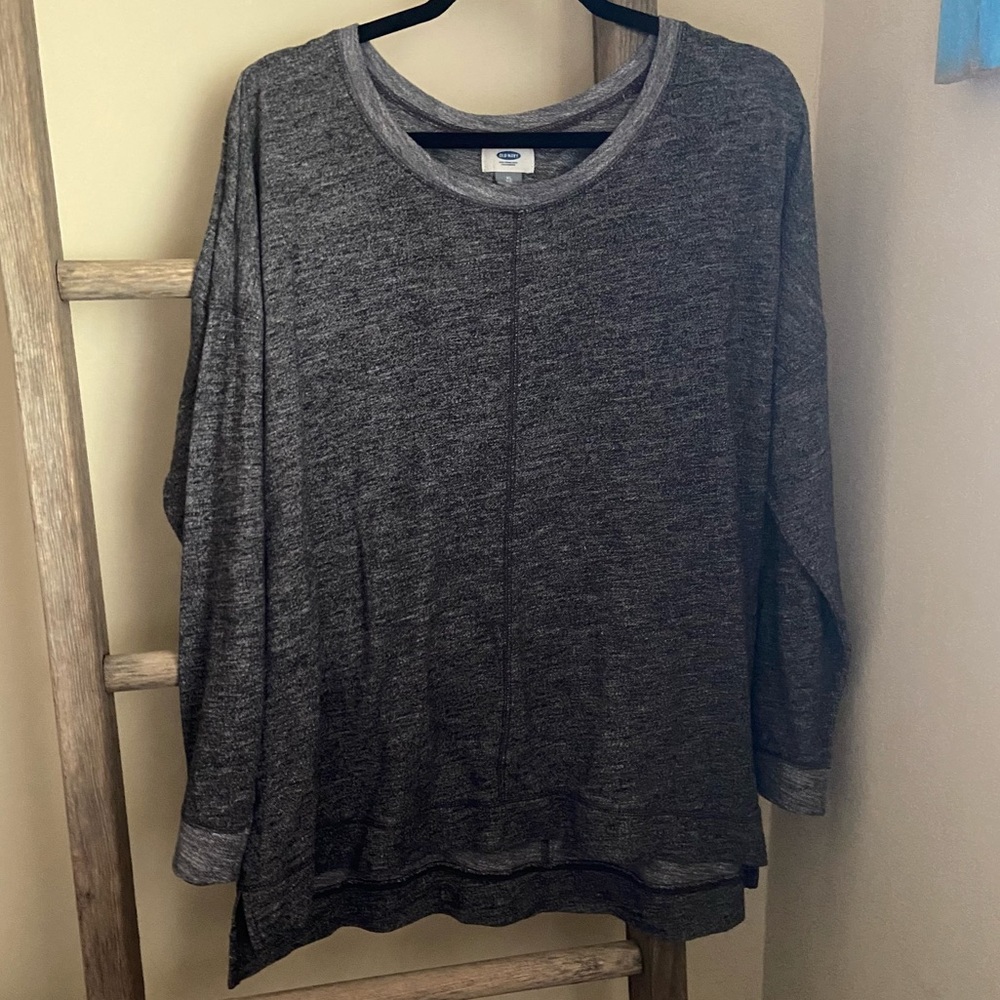 Old Navy Gray Crewneck Sweatshirt